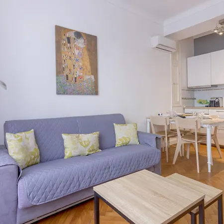 Apartment Flat In The Heart Of Cannes